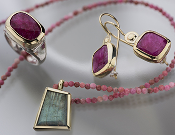 Peony Collection | 925 Silver & 9K Gold Jewelry with Ruby and Rhodonite