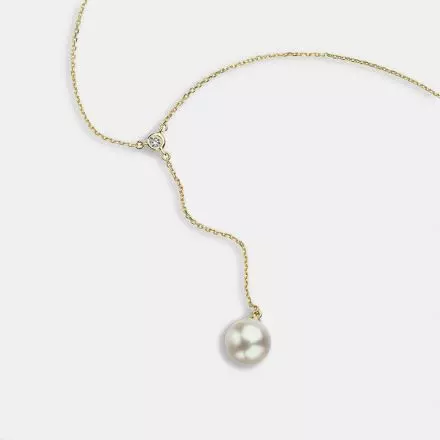 14K Gold Necklace with Diamonds and Pearl