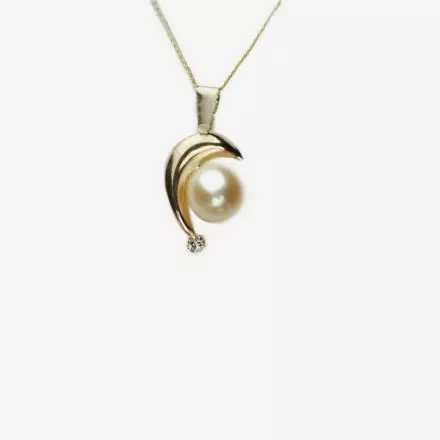 9K Gold Pearl Pendant Necklace with Zircon