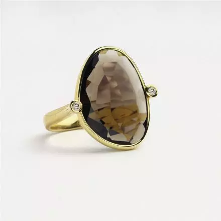 Gold Ring with Smoky and Diamonds