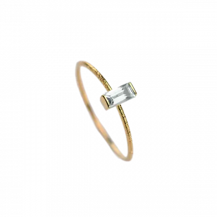 14K Gold Vertical Small Blue Topaz Rectangle Inspire Ring