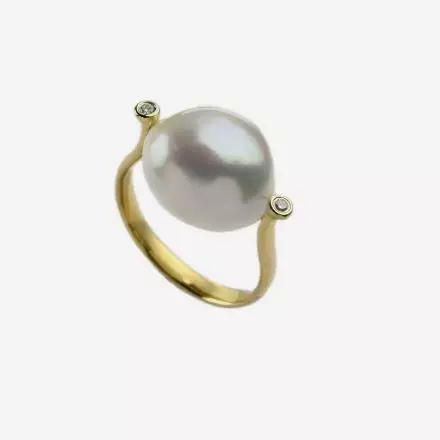 14K Gold Pearl Ring with Diamonds