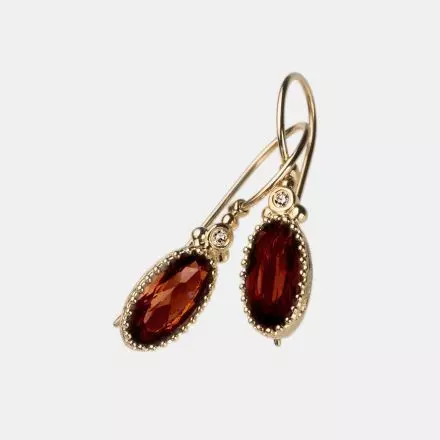 14K Gold Earring Garnet and Diamonds 0.03ct in a Crown Setting