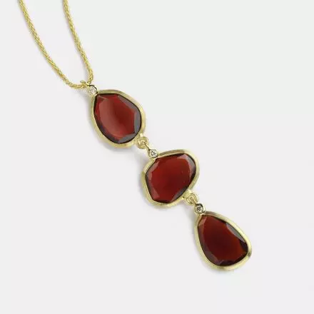 14k Gold Necklace with Pendant set with 3 Polki Garnets and Diamonds 0.03ct