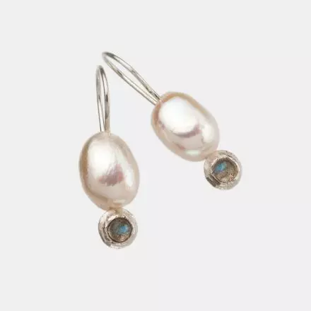 Silver Earring with Pearl
