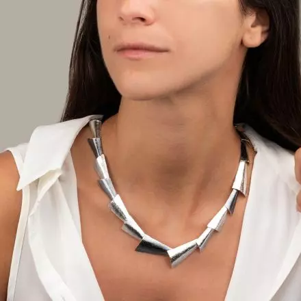 Overlapping Silver Necklace in White and Black finish