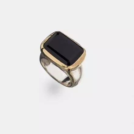 Silver Ring with rectangular Onyx Stone in 9k Gold Mount