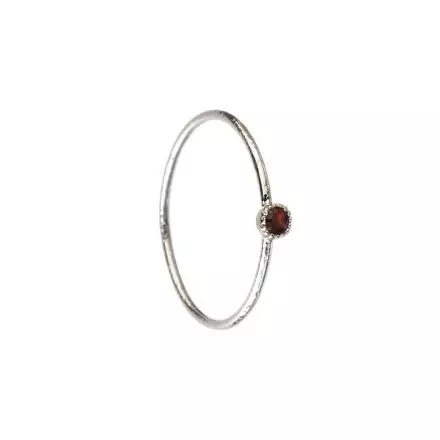 925/Silver Inspire Ring with Garnet