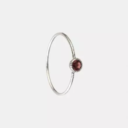 925/Silver Inspire Ring with Garnet