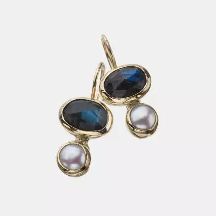 9k Gold Earrings with oval Labradorite Stones and pearl mounted in 9k Gold