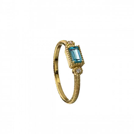 14k Gold Ring set with rectangular Blue Topaz and Diamond on either side, 0.02 ct