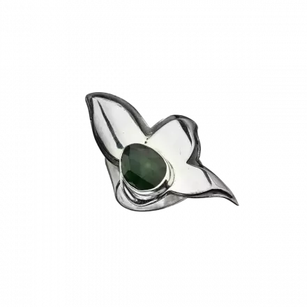 Three-Leaf Silver Ring set with Serpentine Stone