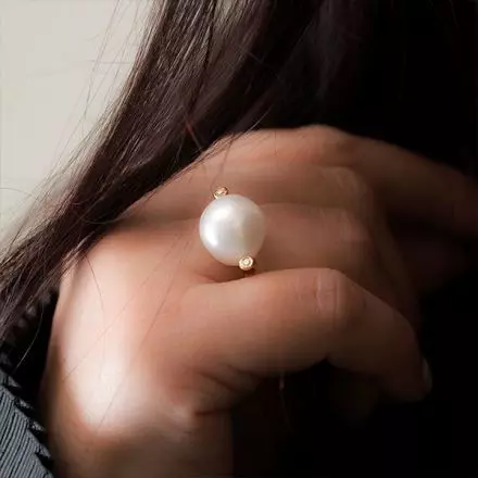 14K Gold Unique Pearl Ring with Diamonds 0.04ct