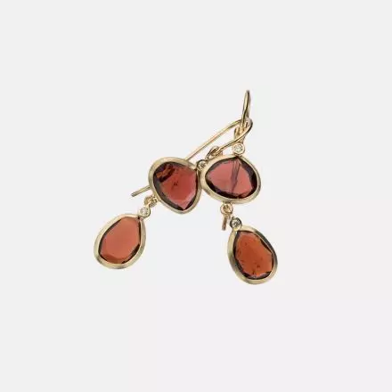 14k Gold Earrings with 2 small Polki Garnets and Diamonds 0.04ct