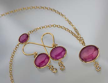 Aphrodite Collection | 14K Gold Jewelry with Ruby and Diamonds